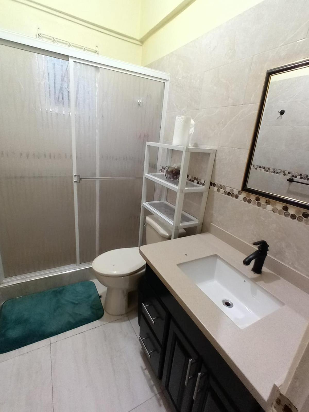 Royal Vybez Vacation Homes Spanish Town Buitenkant foto